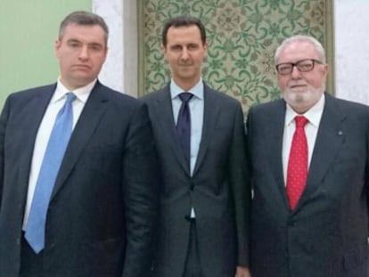 El diputado ruso Leonid Slutsky, Bachar el Asad y Pedro Agamunt, en marzo, en una foto subida al Facebook de Slutsky.