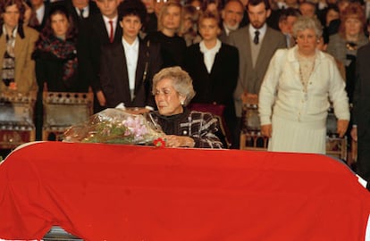 Hortensia Bussi de Allende, viuda del presidente izquierdista chileno Salvador Allende, el 4 de septiembre de 1990.


