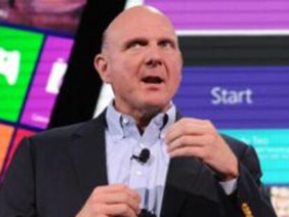 Steve Ballmer, director Ejecutivo de Microsoft, presenta el renovado sistema operativo de Microsoft, Windows Phone 8