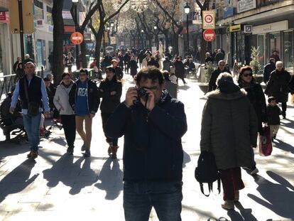 Joaquín Parejo toma una instantánea en las calles de Alcorcón (Madrid).