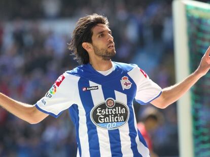 Lassad celebra un gol con el Deportivo.