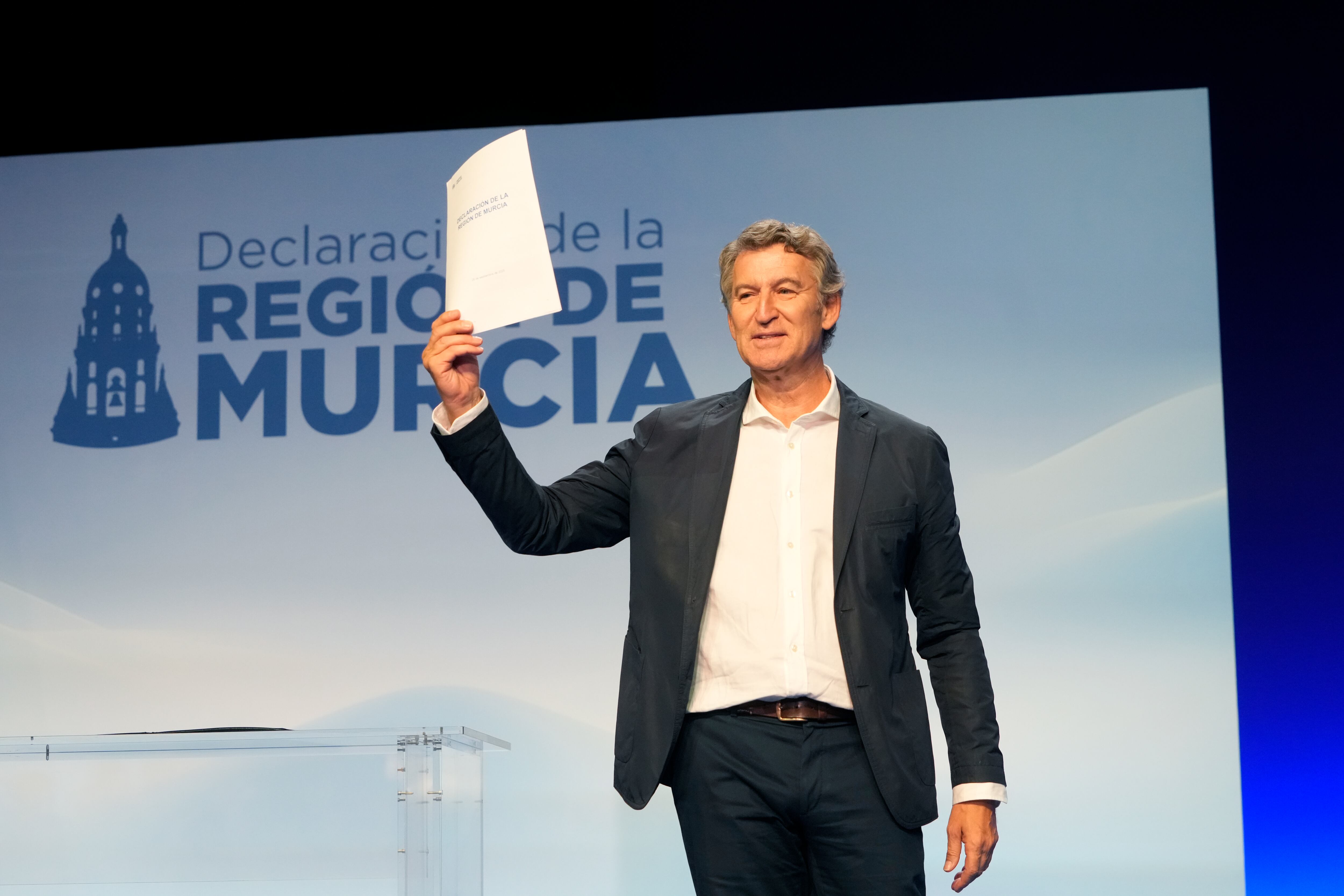 El líder del PP, Alberto Núñez Feijóo, en el acto del Partido Popular en el Teatro Circo Murcia de presentación de la 