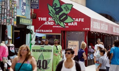 Un establecimiento de venta de marihuana medicinal en Los &Aacute;ngeles, California.