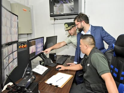 Gabriel Boric visita el Recinto Especial Penitenciario de Alta Seguridad (REPAS), en marzo de 2023.