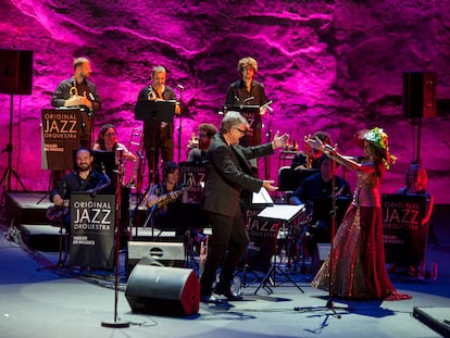 Un momento del homenaje a Xavier Cugat en el Grec.