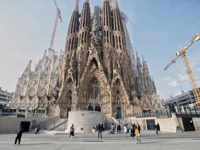 La Sagrada Família la setmana abans del confinament el març del 2020.