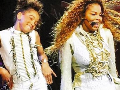 Kyndall Harris y Janet Jackson en Vancouver.