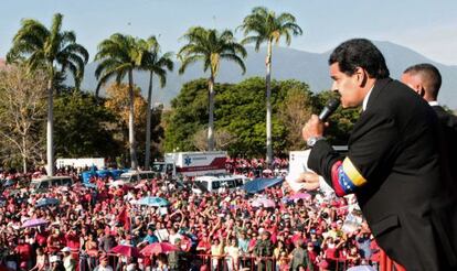 Maduro se dirige a seguidores de Ch&aacute;vez en Caracas. 