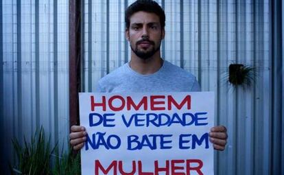 El actor brasileño Cauã Reymond en una campaña de 2013.