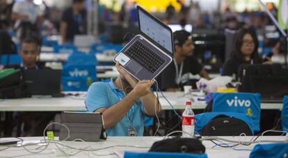 Um participante na Campus Party de São Paulo.