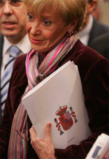 Fernández de la Vega, tras el Consejo de Ministros.