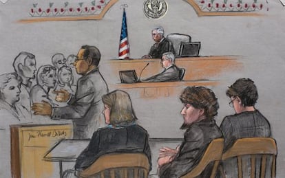 Escena del juicio a Tsarnaev, segundo por la derecha.