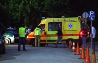 Una ambulancia en Atenas (Grecia). EFE/Archivo