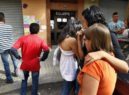 Portal del edificio en el que fue asesinada Celeste.