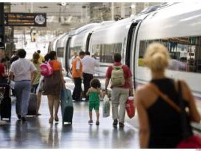 Fotografía facilitada por Renfe.Estación de Chamartín en Madrid. EFE/Archivo