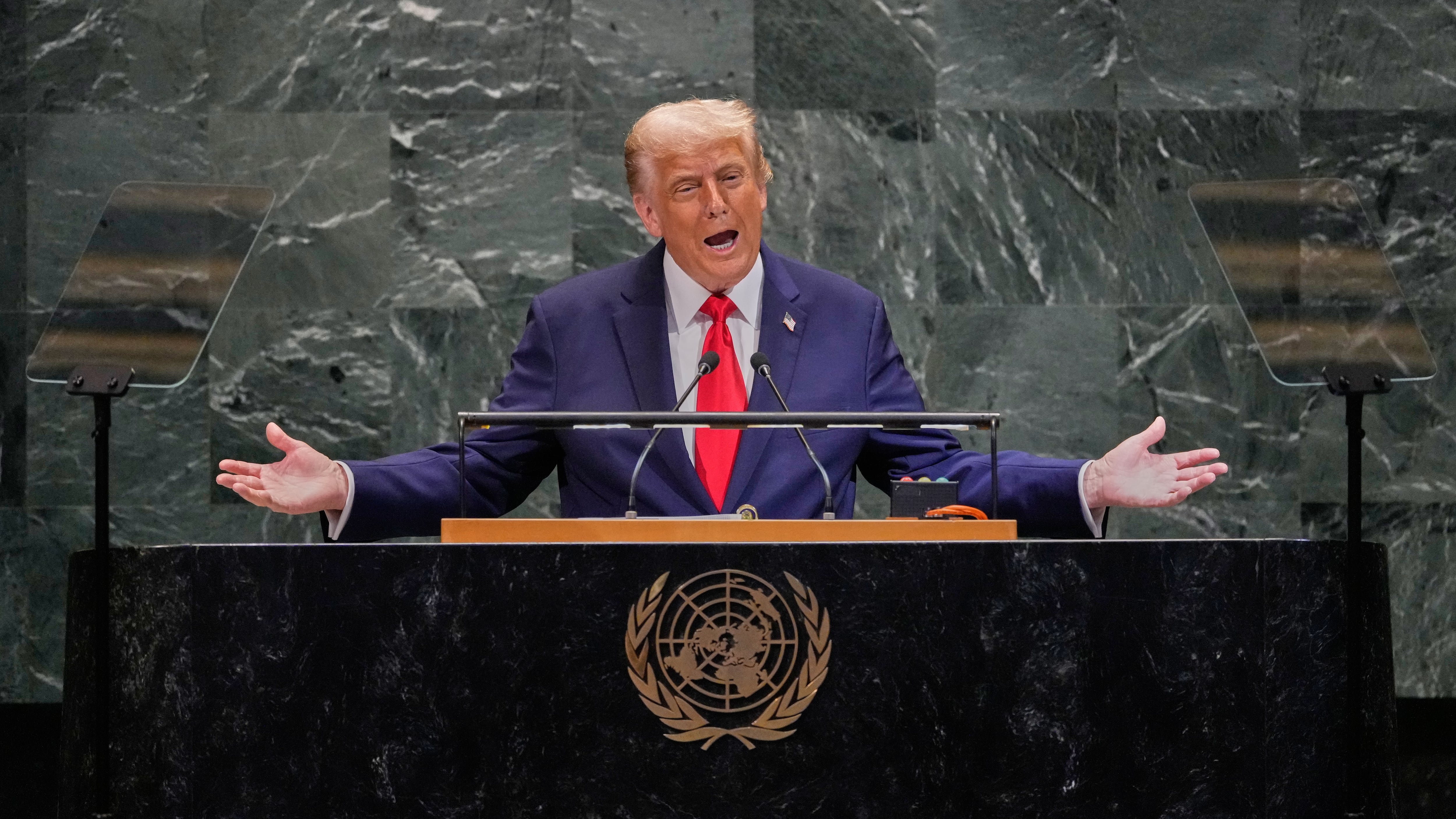 Harrison Ford, enfurecido contra Donald Trump, al que tacha de ignorante, caprichoso y mentiroso: “No conozco a un mayor criminal en toda la historia” 1 Donald Trump, en el discurso ante la ONU donde despreció el cambio climático, en septiembre de 2025.