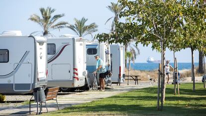 Un parque de caravanas en Castellón, este lunes.