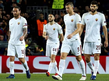 Jugadores de la Roma en el Camp Nou.