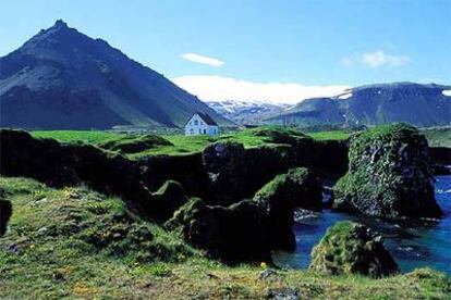 Panorama de la península islandesa de Snofellsness, en la región de Arnarstapi.