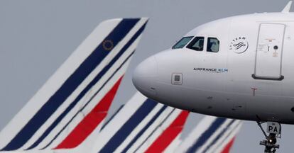 Airbus A320 de Air France en el aeropuerto Charles de Gaulle de París.