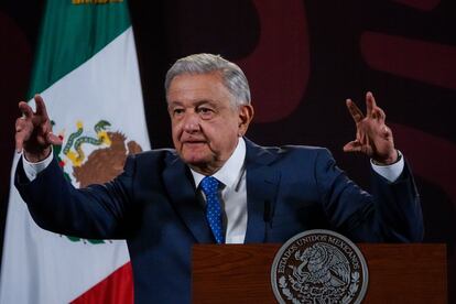 Andrés Manuel López Obrador en una conferencia matutina en Palacio Nacional, el 6 de febrero.