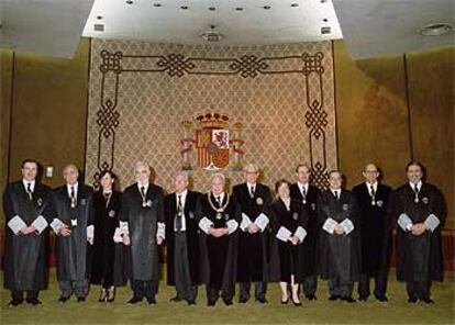 Los magistrados del Tribunal Constitucional, seis de los cuales resolvieron ayer sobre el recurso de Herritarren Zerrenda.