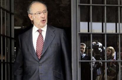 Rodrigo Rato, este viernes a la salida de su despacho en Madrid.