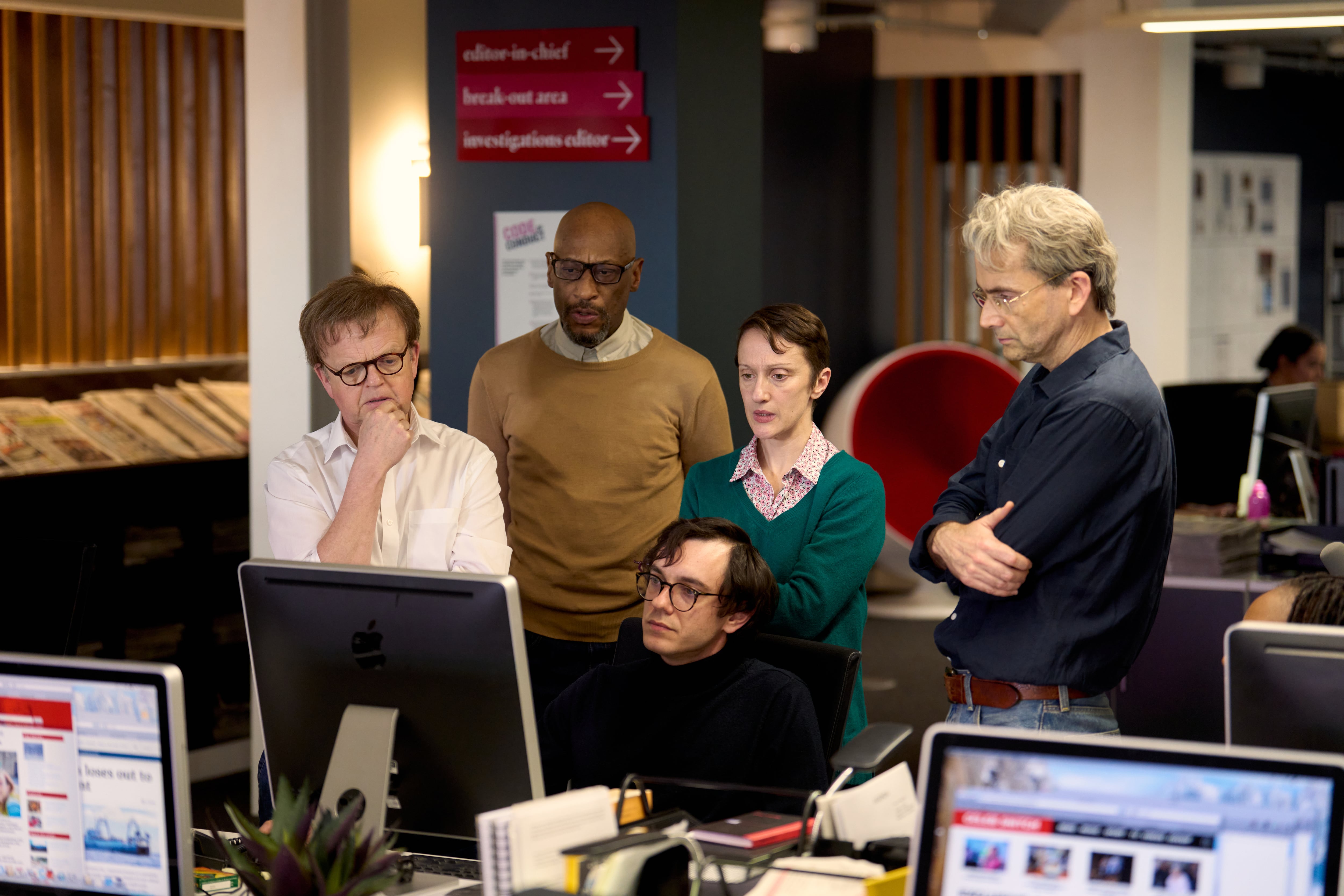 Una imagen de la serie 'The Hack', con David Tennant y Toby Jones entre sus protagonistas.