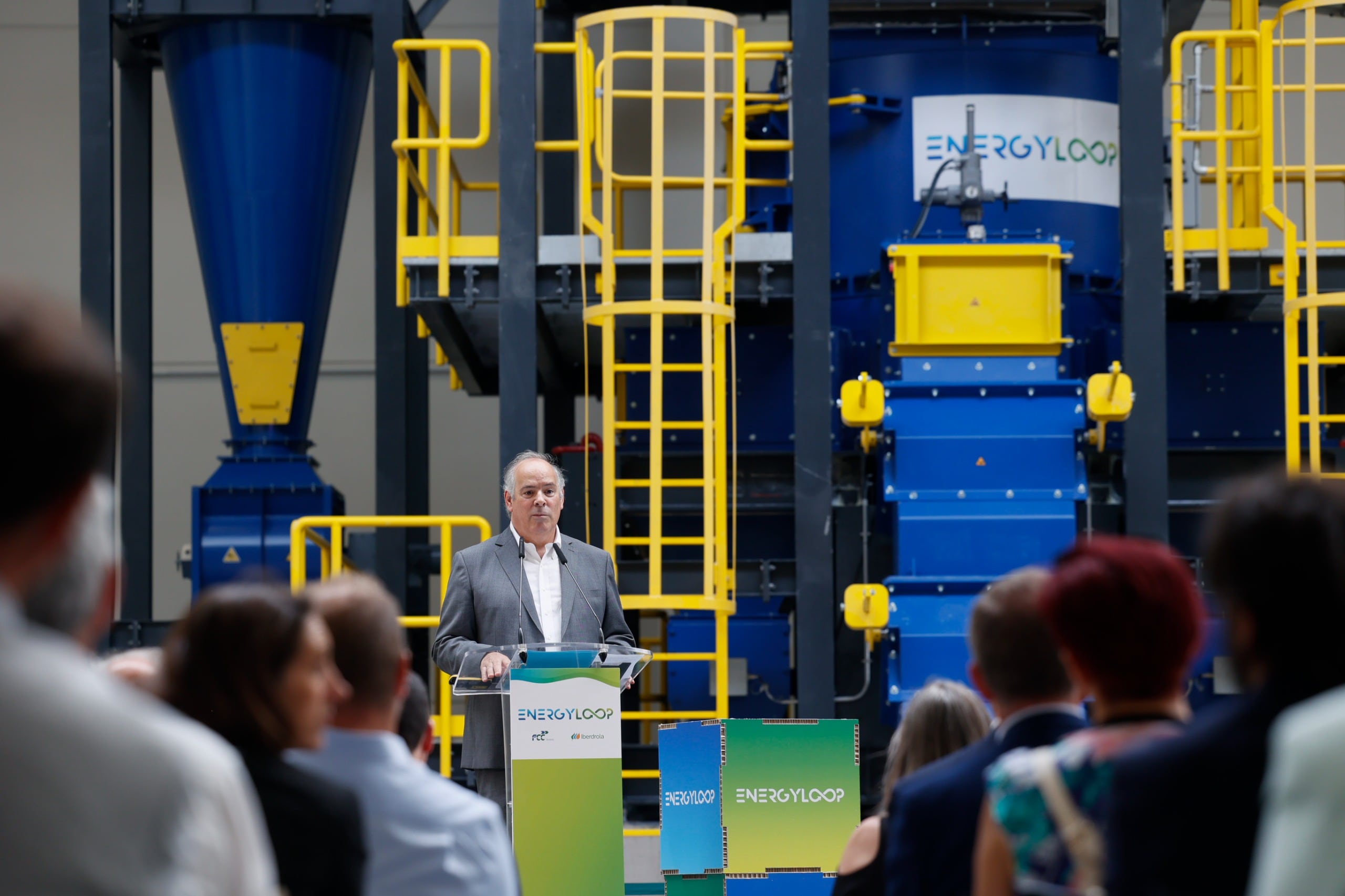 EL CEO de Iberdrola en la inauguración de la planta de reciclaje de palas eólicas en Navarra.