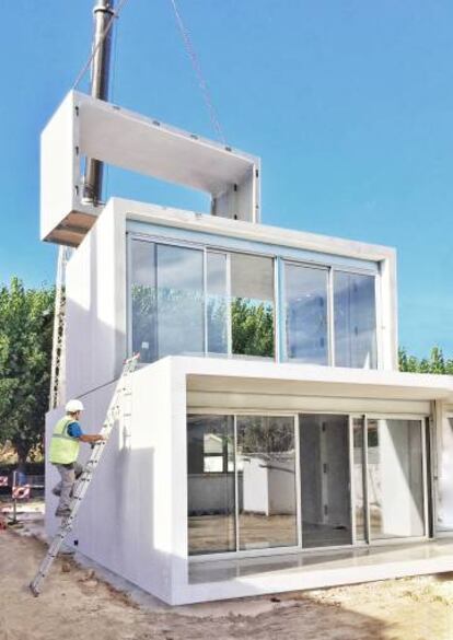 Vivienda de Smartliving en Sant Cugat del Vallès, cuyos módulos permiten ampliar o cambiar los espacios en un día.