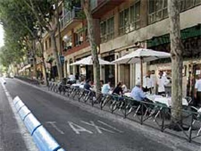 Bordillo carril-bus de plástico