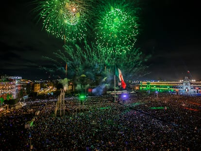 Vista panorámica del Zócalo durante los festejos del 15 de septiembre de 2022.