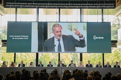 El presidente de Acciona, José Manuel Entrecanales, esta mañana durante la junta de accionistas celebrada en Madrid.