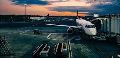 Avión antes de un vuelo