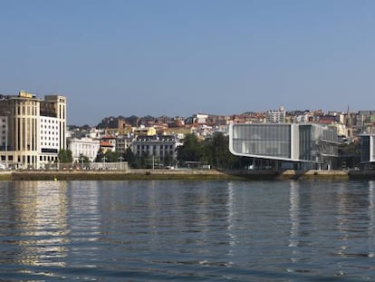 El Centro Botín, del arquitecto Renzo Piano, en el puerto de Santander.