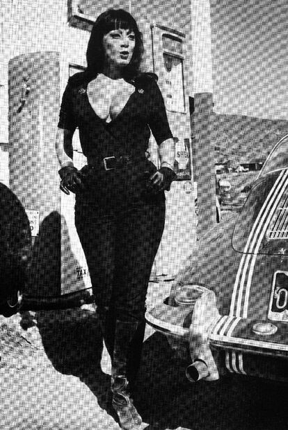 Tura Satana, en un fotograma de <i>Faster, Pussycat! Kill, kill!</i> en 1965.