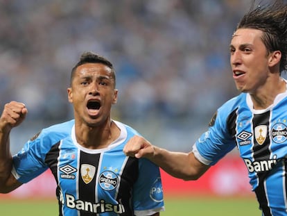 Cicero celebra su gol ante Lanús en Porto Alegre, en la primera final por la Copa Libertadores.