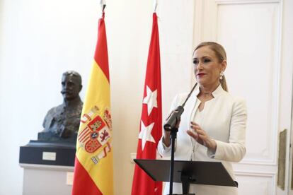 La presidenta de la Comunidad de Madrid, Cristina Cifuentes, anuncia su dimisión este miércoles.
 