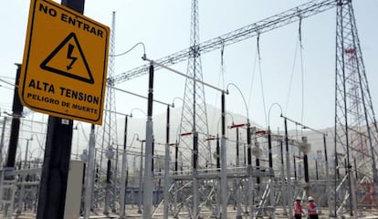 Zona de alta tensión en la subestación eléctrica El Salto, en Chile.