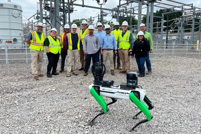 El perro robot “Sparky” de Iberdrola es reconocido por mejorar la calidad de la red con robótica innovadora. 