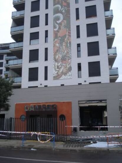 La explosión obligó a desalojar la primera planta del edificio.
