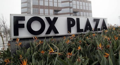 Cartel del Fox plaza en Los &Aacute;ngeles, California Estados Unidos.