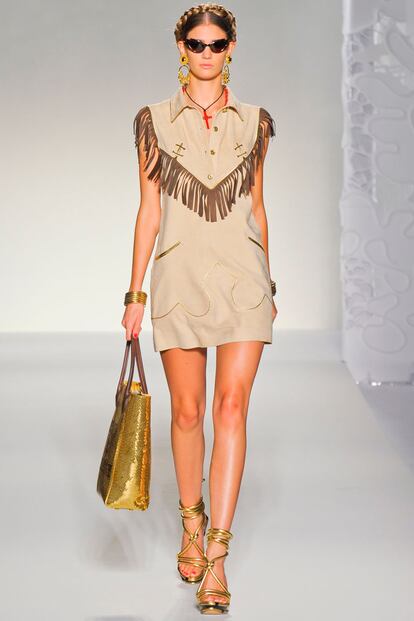 Moschino primavera verano 2012