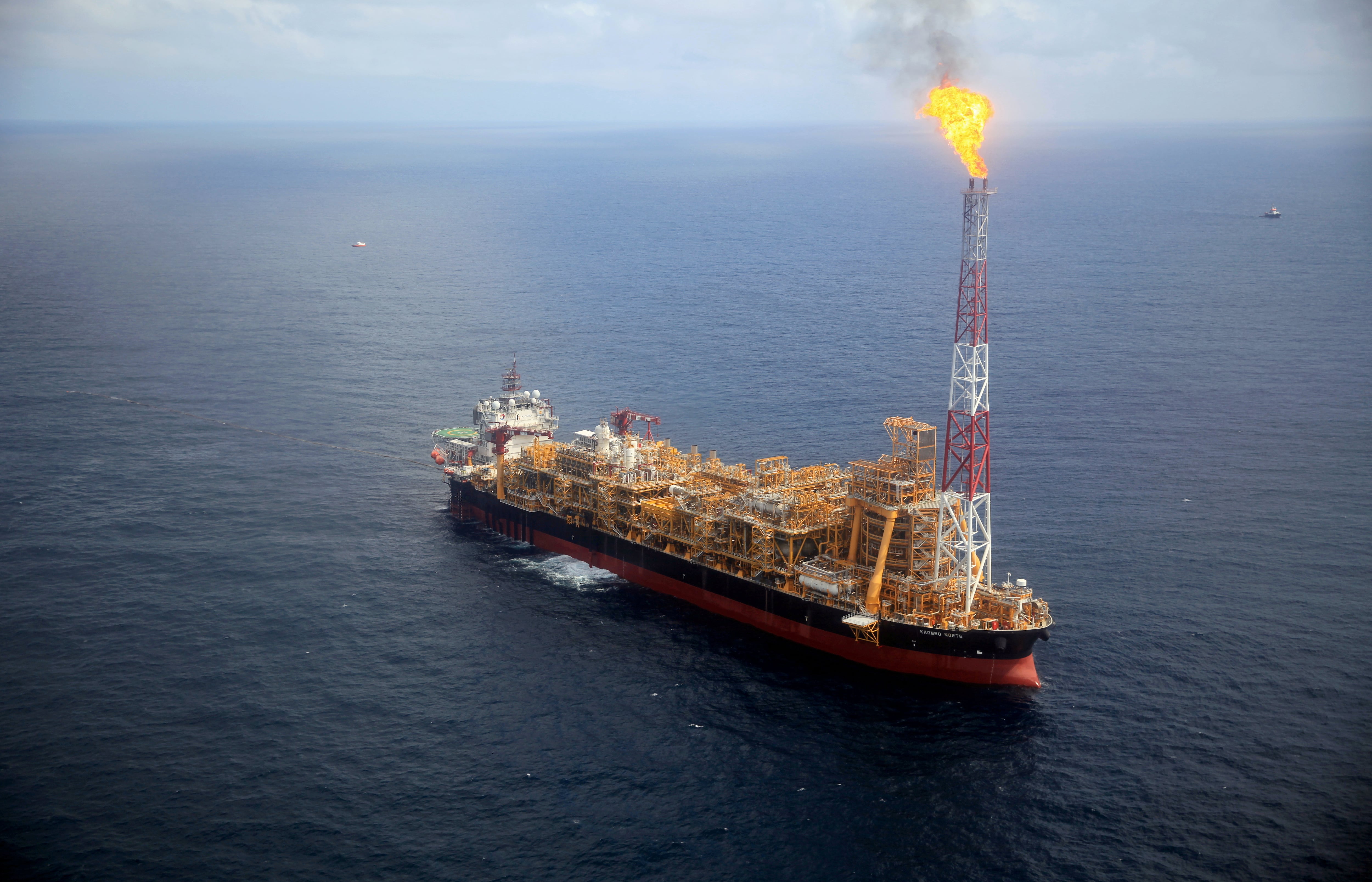 Imagen de la Plataforma petrolífera Kaombo Norte (Angola).