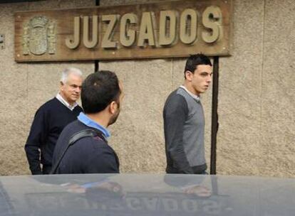 Leandro Ortega, de 22 años, superviviente del vuelo de Spanair, tras declarar en Las Palmas.