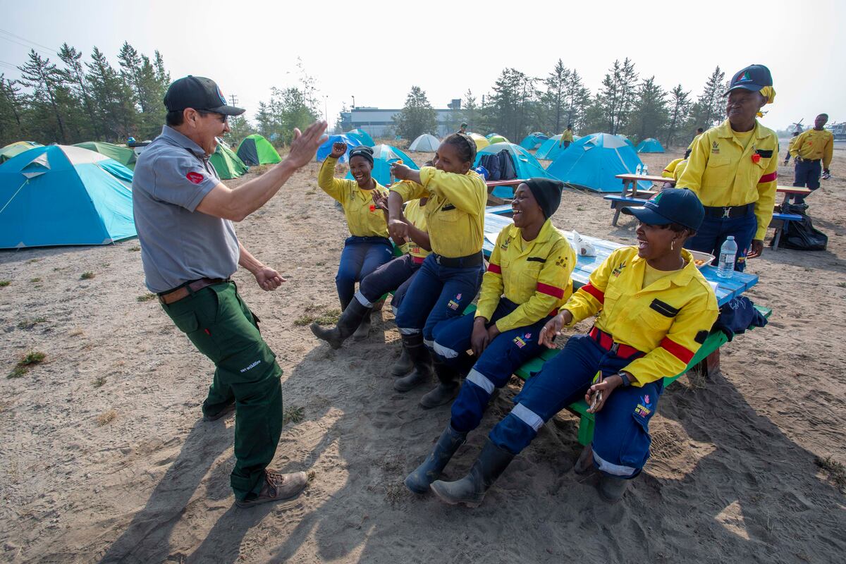 Canadian military mobilizes to help fight wildfires in Northwest ...