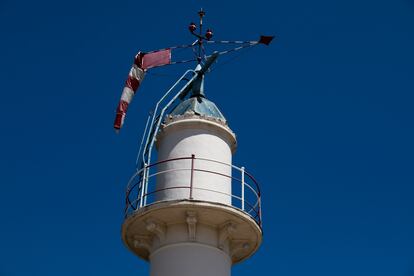 Detalle de la torre situada en la base aérea de Cuatro Vientos.