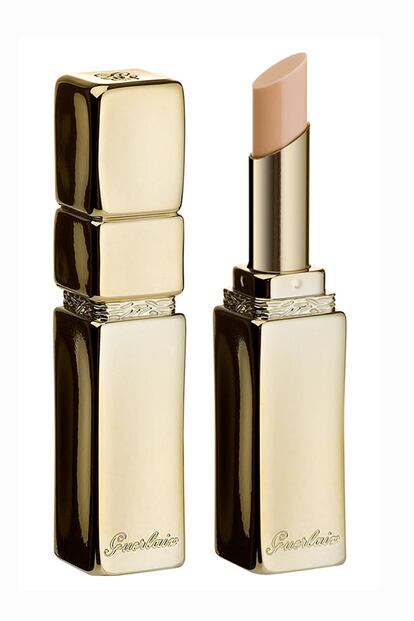 El nude es un tono perfecto para el verano. Nos quedamos con la barra de labios "KissKiss" de Guerlain (30 euros aprox).