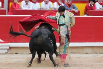 El diestro Jiménez Fortes ayer, en Pamplona.