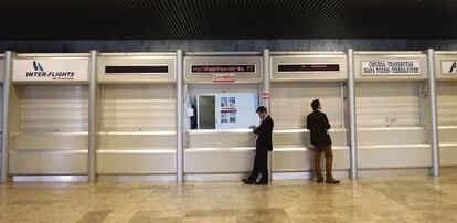Mostradores de atención al público, en Barajas.